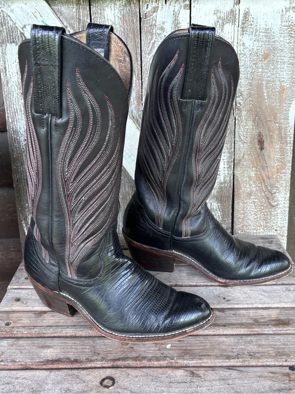 FRYE Black Western Cowboy Boots Made in USA Red Flames Women’s Size 7 D *Read*